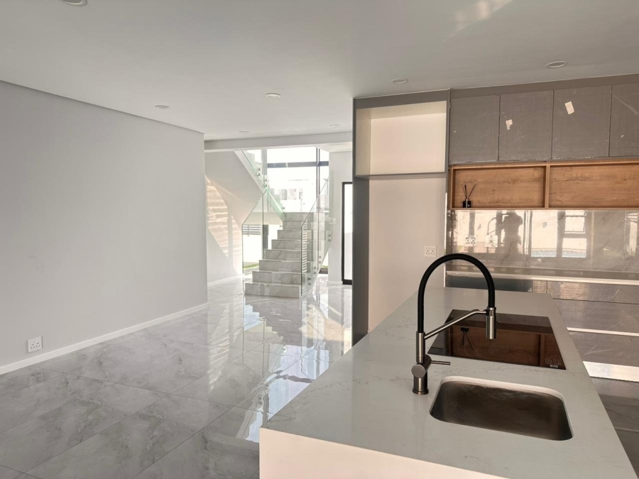 4 Bedroom Property for Sale in Sandown Western Cape